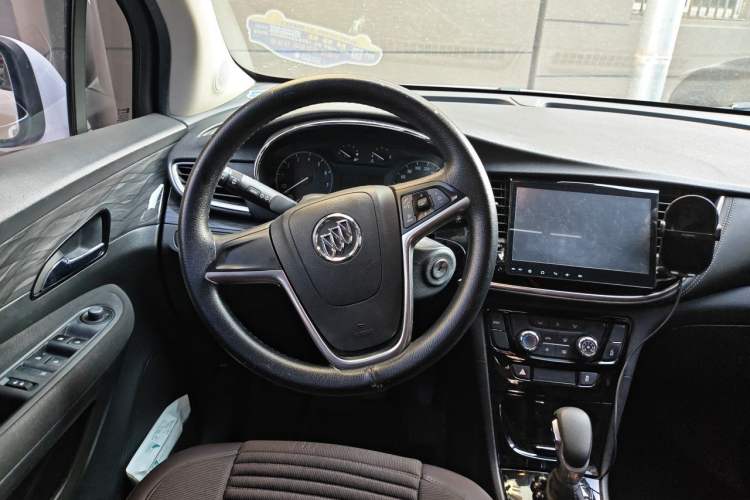 Used Buick Encore 2016 18T Automatic Two-Wheel Drive Urban Leading Edition Steering Wheel