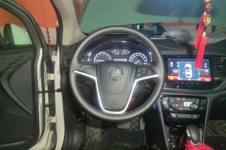 Used Buick Encore 2016 18T Automatic Two-Wheel Drive Urban Leading Edition Steering Wheel