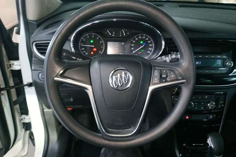 Used Buick Encore 2016 18T Automatic Two-Wheel Drive Urban Leading Edition Steering Wheel