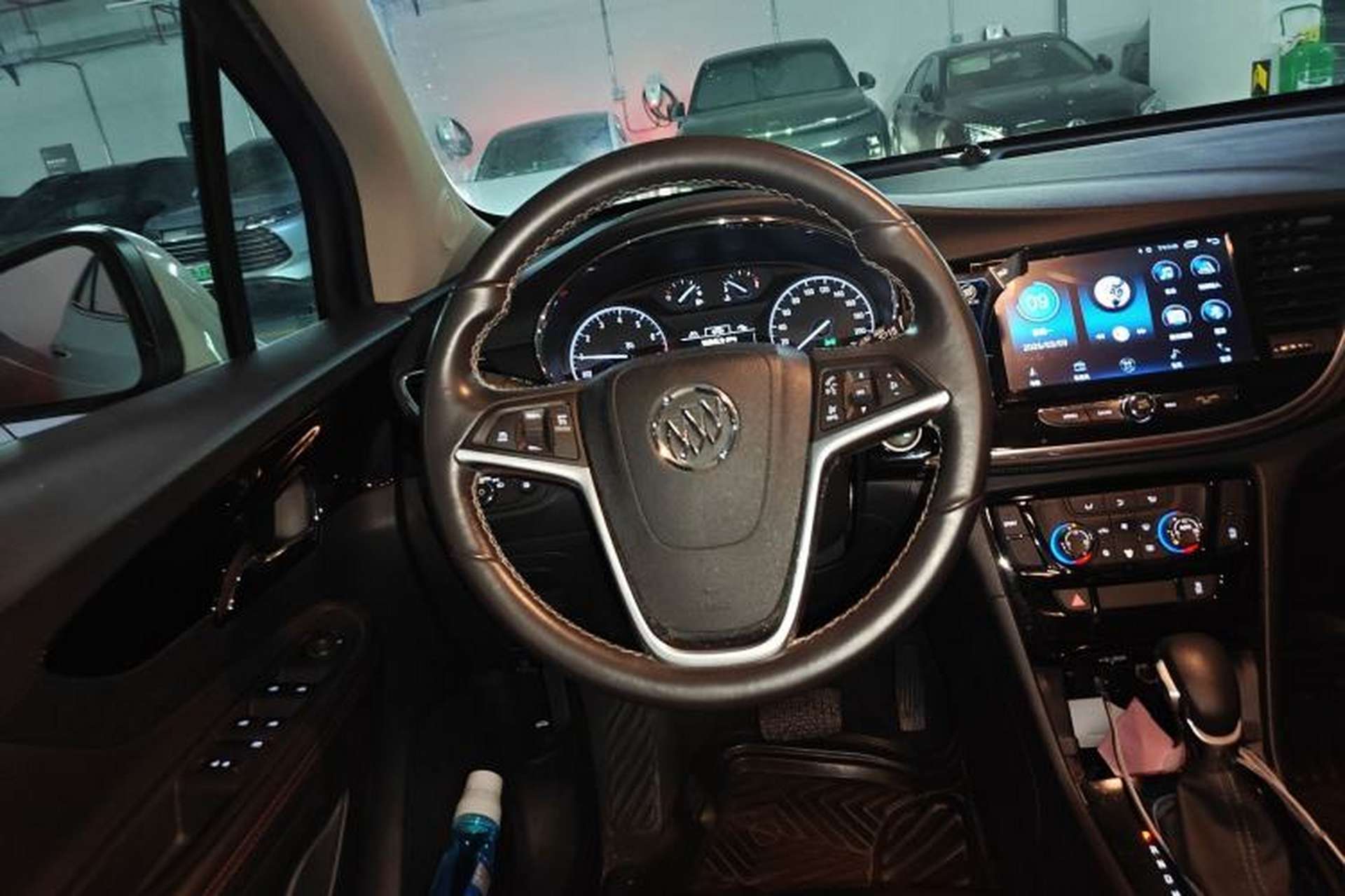 Used Buick Encore 2016 18T Automatic Two-Wheel Drive Urban Elite Model Steering Wheel