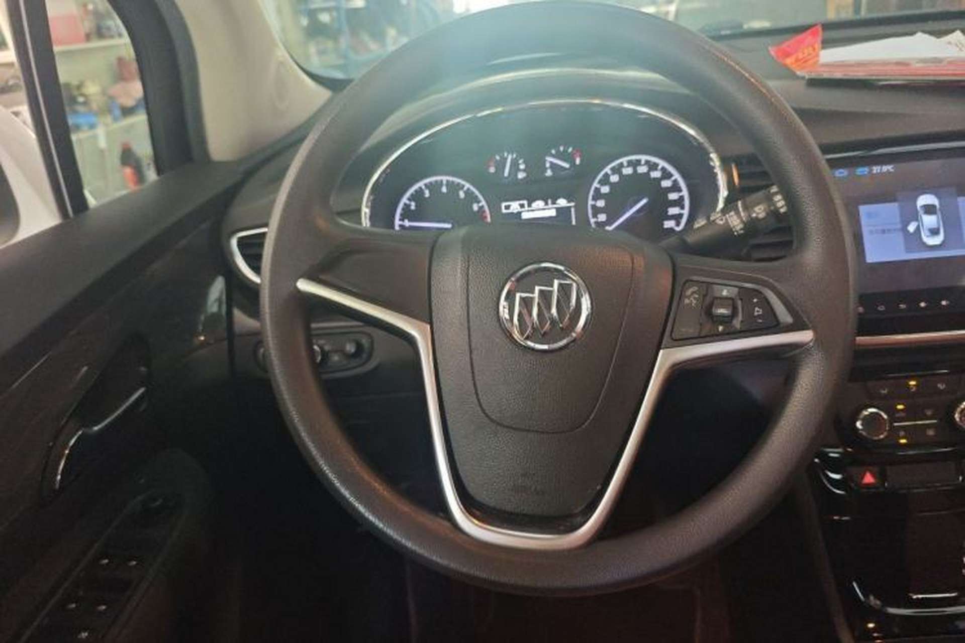 Used Buick Encore 2016 18T Automatic Two-Wheel Drive Urban Fashion Model Steering Wheel