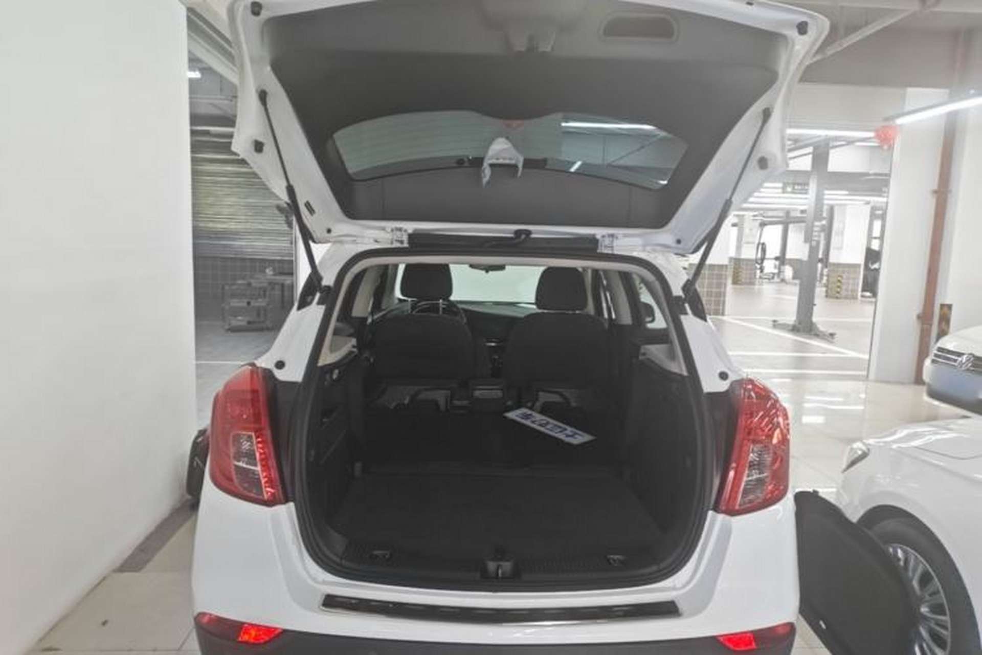 Used Buick Encore 2016 18T Automatic Two-Wheel Drive Urban Leading Edition Trunk