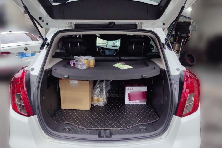 Used Buick Encore 2016 18T Manual Two-Wheel Drive Urban Advanced Model Trunk