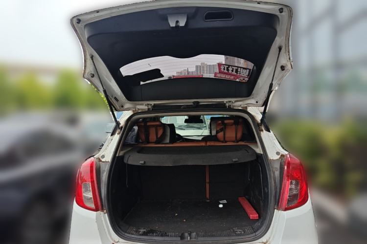Used Buick Encore 2016 18T Automatic Two-Wheel Drive Urban Leading Edition Trunk