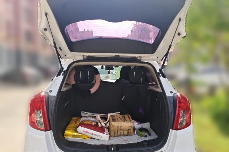 Used Buick Encore 2016 18T Automatic Two-Wheel Drive Urban Leading Edition Trunk