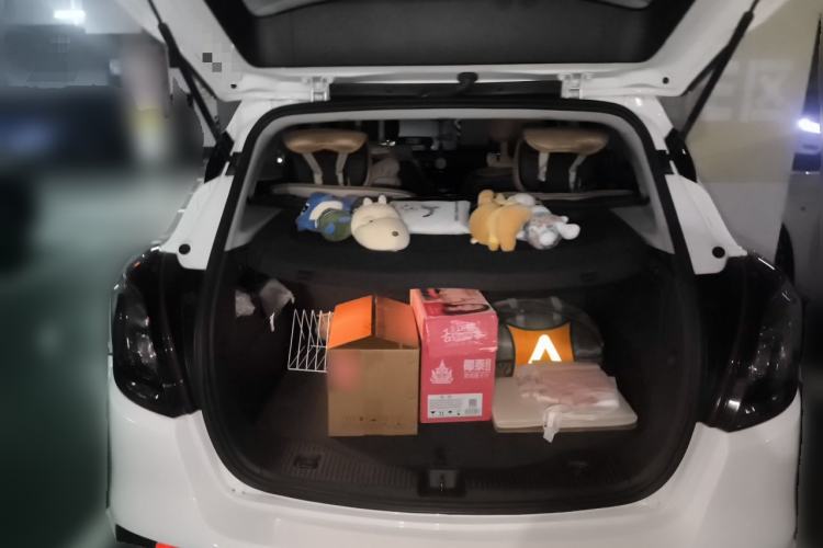 Used Buick Encore 2016 18T Automatic Two-Wheel Drive Urban Elite Model Trunk