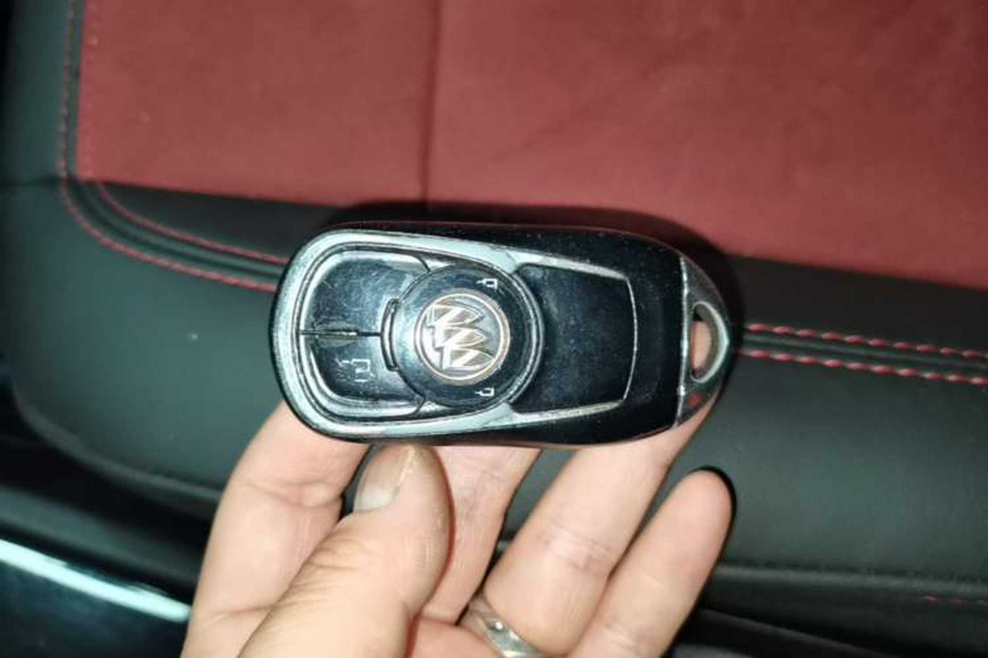 Used Buick Encore 2016 18T Automatic Two-Wheel Drive Urban Elite Model Vehicle Key
