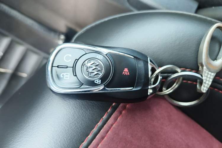 Used Buick Encore 2016 18T Automatic Two-Wheel Drive Urban Elite Model Vehicle Key