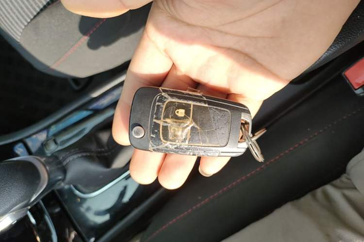 Used Buick Encore 2016 18T Automatic Two-Wheel Drive Urban Leading Edition Vehicle Key