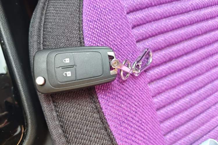 Used Buick Encore 2016 18T Automatic Two-Wheel Drive Urban Leading Edition Vehicle Key