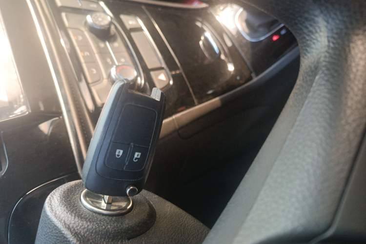 Used Buick Encore 2016 18T Automatic Two-Wheel Drive Urban Leading Edition Vehicle Key