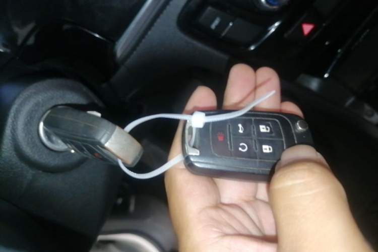 Used Buick Encore 2016 18T Automatic Two-Wheel Drive Urban Leading Edition Vehicle Key
