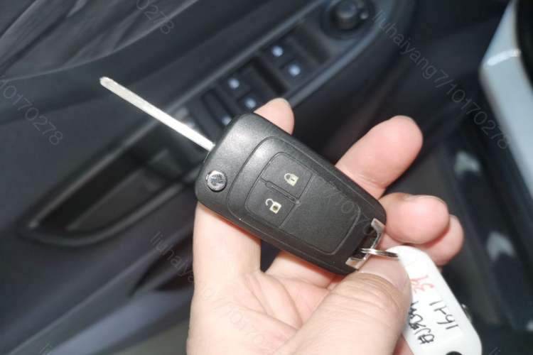 Used Buick Encore 2016 18T Automatic Two-Wheel Drive Urban Leading Edition Vehicle Key