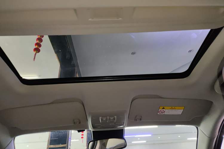 Used Buick Encore 2016 18T Automatic Two-Wheel Drive Urban Elite Model Headliner
