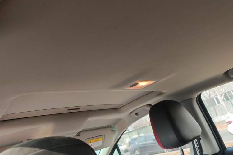 Used Buick Encore 2016 18T Automatic Two-Wheel Drive Urban Elite Model Headliner