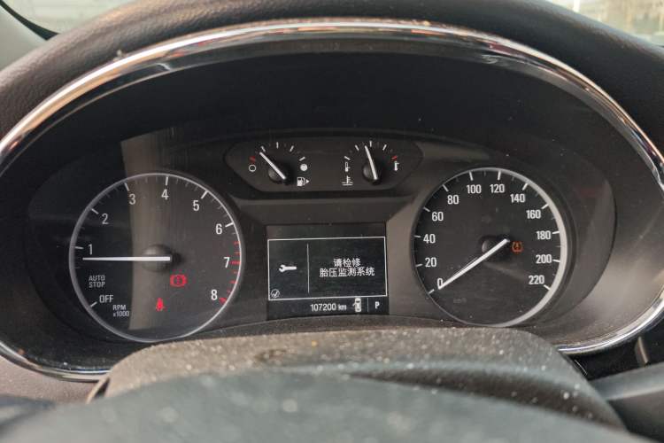 Used Buick Encore 2016 18T Automatic Two-Wheel Drive Urban Elite Model Instrument Cluster