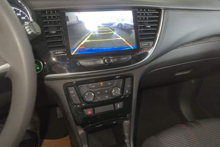 Used Buick Encore 2017 18T Automatic Two-Wheel Drive Urban Fashion Model Audio And AC Panel