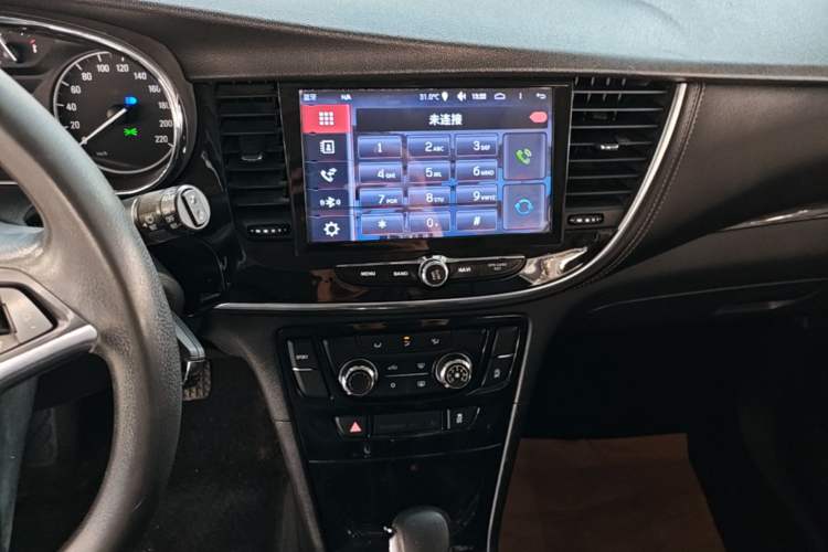Used Buick Encore 2017 18T Automatic Two-Wheel Drive Urban Leading Model Audio And AC Panel