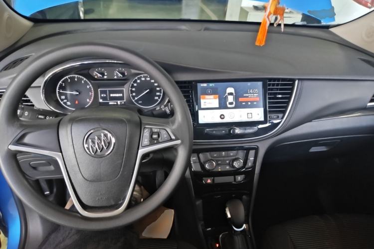 Used Buick Encore 2017 18T Automatic Two-Wheel Drive Urban Fashion Model Center Console