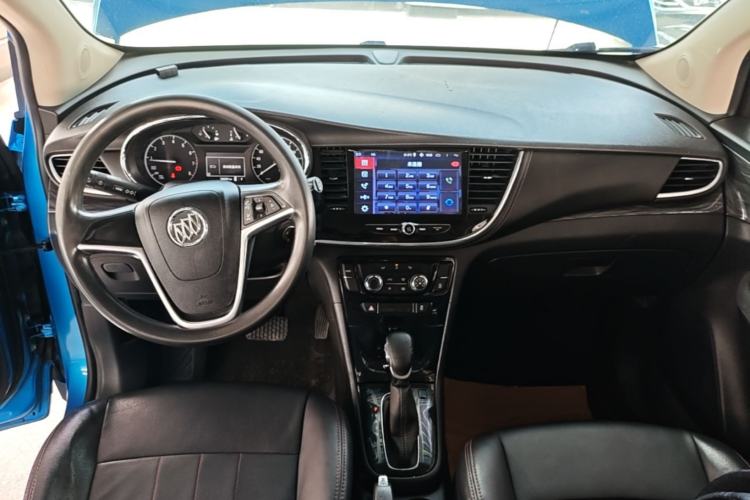 Used Buick Encore 2017 18T Automatic Two-Wheel Drive Urban Leading Model Center Console