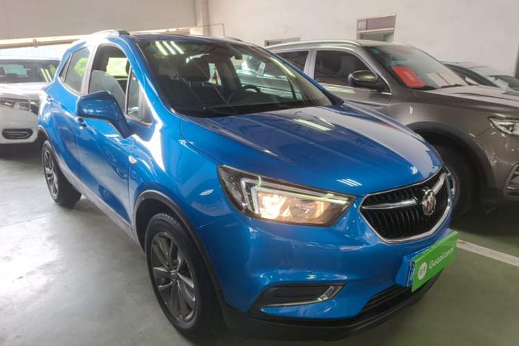 Used Buick Encore 2017 18T Automatic Two-Wheel Drive Urban Fashion Model Front Right 45 Deg