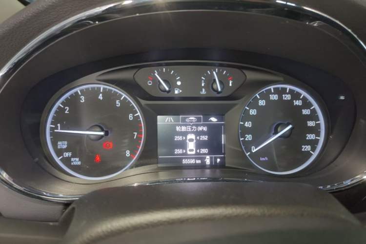 Used Buick Encore 2017 18T Automatic Two-Wheel Drive Urban Fashion Model Instrument Cluster