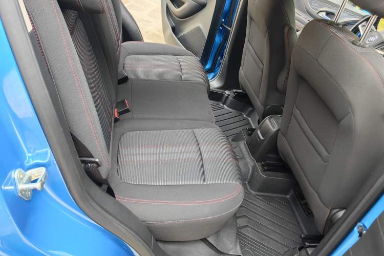 Used Buick Encore 2017 18T Automatic Two-Wheel Drive Urban Leading Model Interior 6