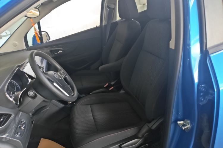 Used Buick Encore 2017 18T Automatic Two-Wheel Drive Urban Fashion Model Left Front Seat