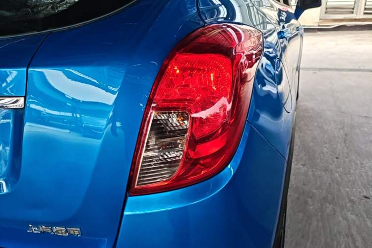 Used Buick Encore 2017 18T Automatic Two-Wheel Drive Urban Leading Model Right Rear Taillight