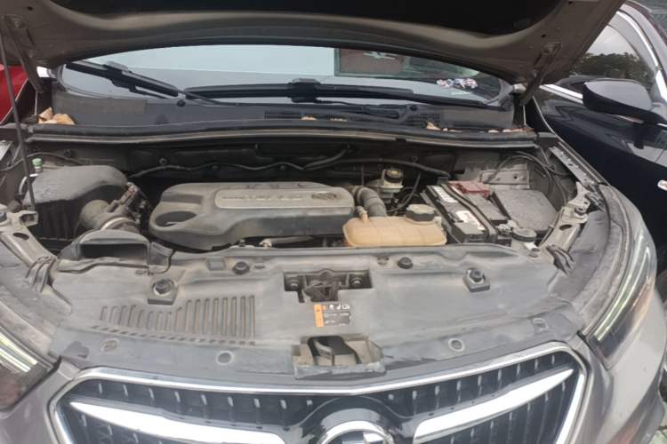 Used Buick Encore 2017 18T Automatic Two-Wheel Drive Urban Fashion Model Engine Bay
