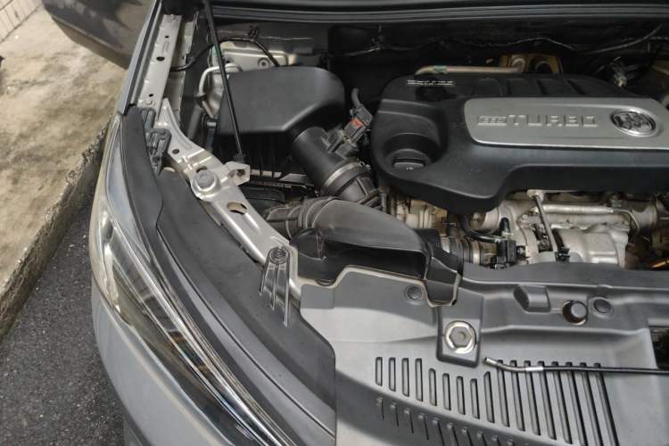 Used Buick Encore 2017 18T Automatic Two-Wheel Drive Urban Leading Model Engine Bay Right