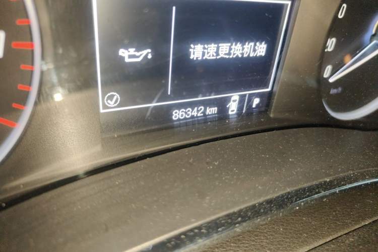 Used Buick Encore 2017 18T Automatic Two-Wheel Drive Urban Leading Model Odometer Close Up