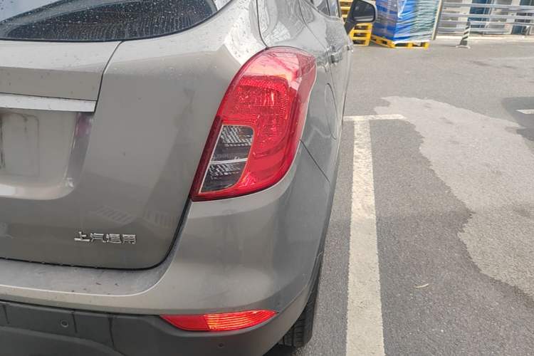 Used Buick Encore 2017 18T Automatic Two-Wheel Drive Urban Fashion Model Right Rear Taillight