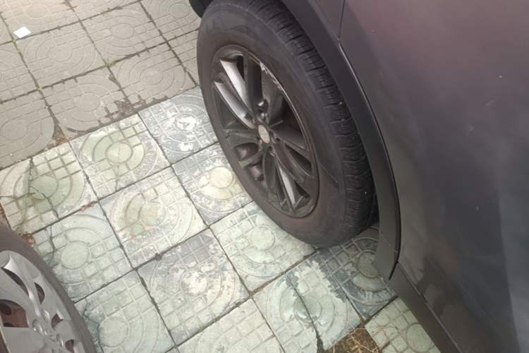 Used Buick Encore 2017 18T Automatic Two-Wheel Drive Urban Fashion Model Right Rear Wheel Hub
