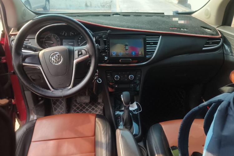Used Buick Encore 2017 18T Automatic Two-Wheel Drive Urban Leading Model Center Console