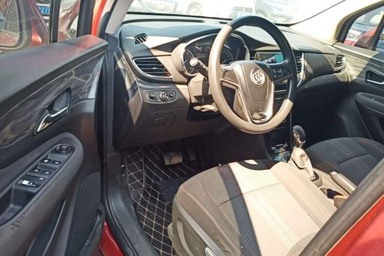 Used Buick Encore 2017 18T Automatic Two-Wheel Drive Urban Fashion Model Driver Seat