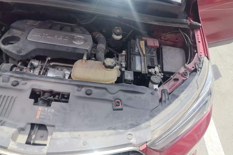 Used Buick Encore 2017 18T Automatic Two-Wheel Drive Urban Leading Model Engine Bay Left