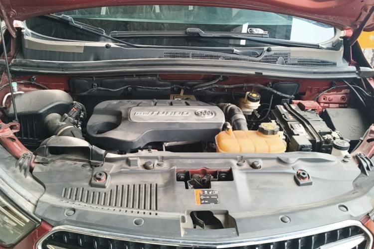Used Buick Encore 2017 18T Automatic Two-Wheel Drive Urban Fashion Model Engine Bay