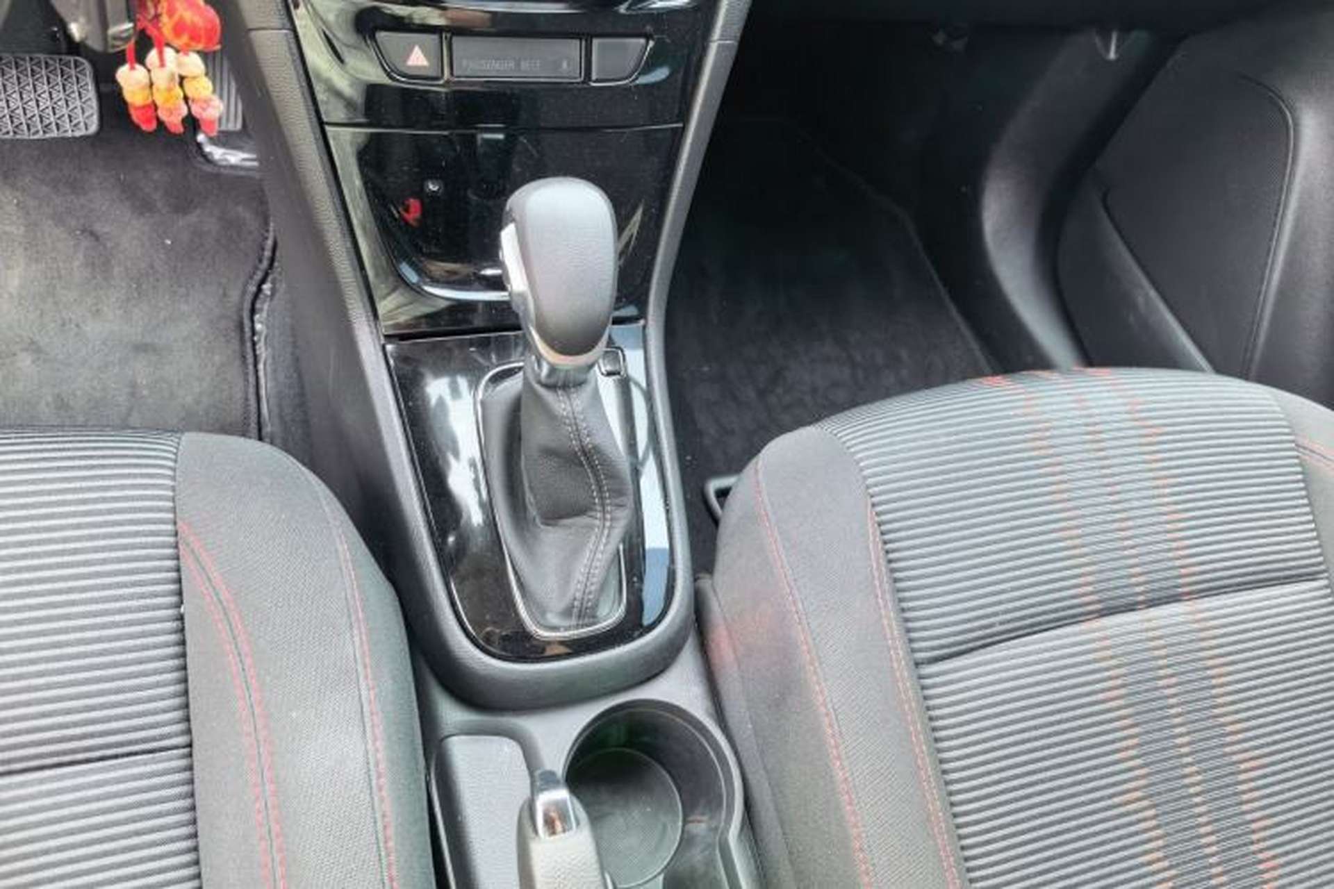 Used Buick Encore 2017 18T Automatic Two-Wheel Drive Urban Leading Model Gear Lever