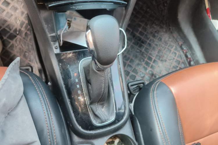 Used Buick Encore 2017 18T Automatic Two-Wheel Drive Urban Leading Model Gear Lever