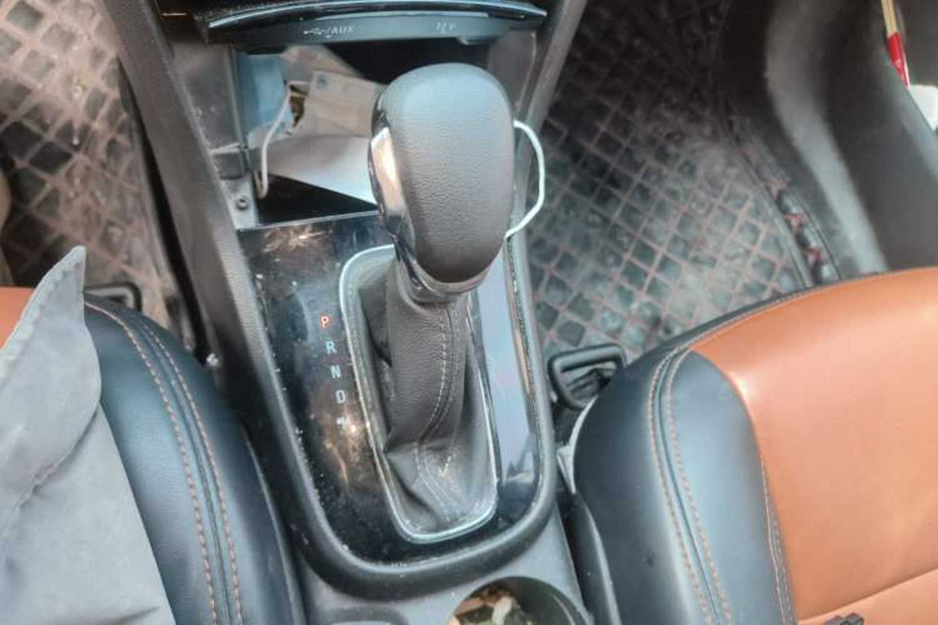Used Buick Encore 2017 18T Automatic Two-Wheel Drive Urban Leading Model Gear Lever