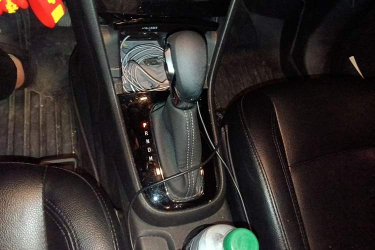 Used Buick Encore 2017 18T Automatic Two-Wheel Drive Urban Leading Model Gear Lever