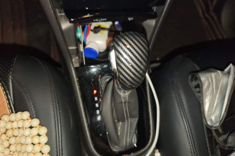 Used Buick Encore 2017 18T Automatic Two-Wheel Drive Urban Leading Model Gear Lever