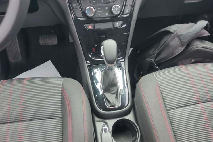 Used Buick Encore 2017 18T Automatic Two-Wheel Drive Urban Leading Model Gear Lever