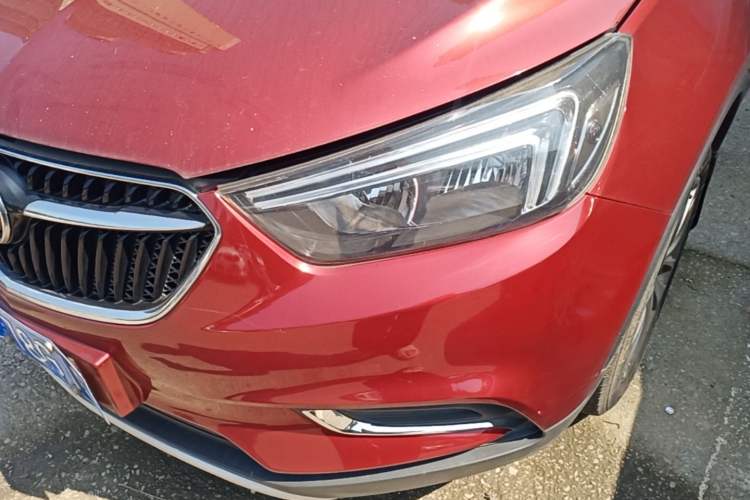 Used Buick Encore 2017 18T Automatic Two-Wheel Drive Urban Fashion Model Left Front Headlight