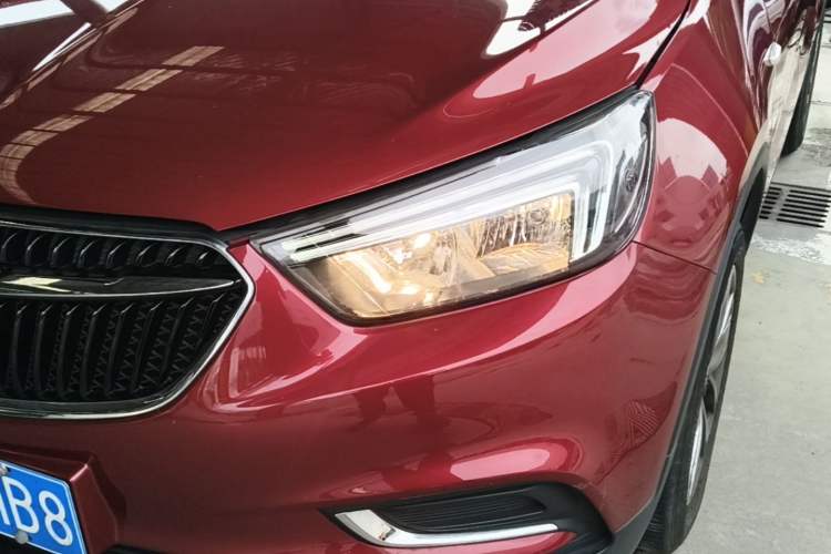 Used Buick Encore 2017 18T Automatic Two-Wheel Drive Urban Fashion Model Left Front Headlight