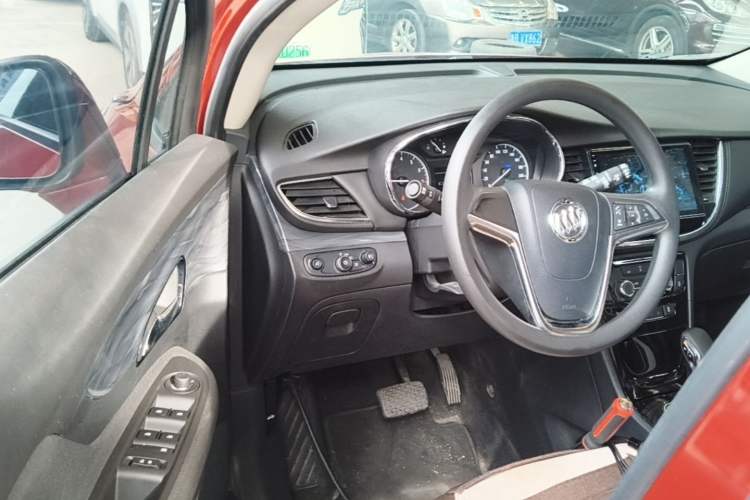 Used Buick Encore 2017 18T Automatic Two-Wheel Drive Urban Fashion Model Left Front Seat