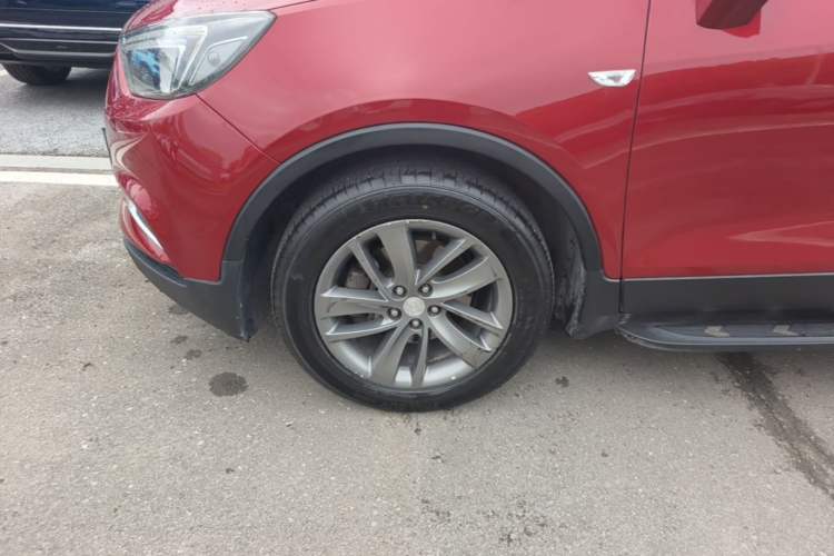 Used Buick Encore 2017 18T Automatic Two-Wheel Drive Urban Leading Model Left Front Wheel Hub