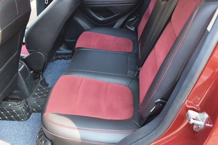 Used Buick Encore 2017 18T Automatic Two-Wheel Drive Urban Elite Model Left Rear Seat