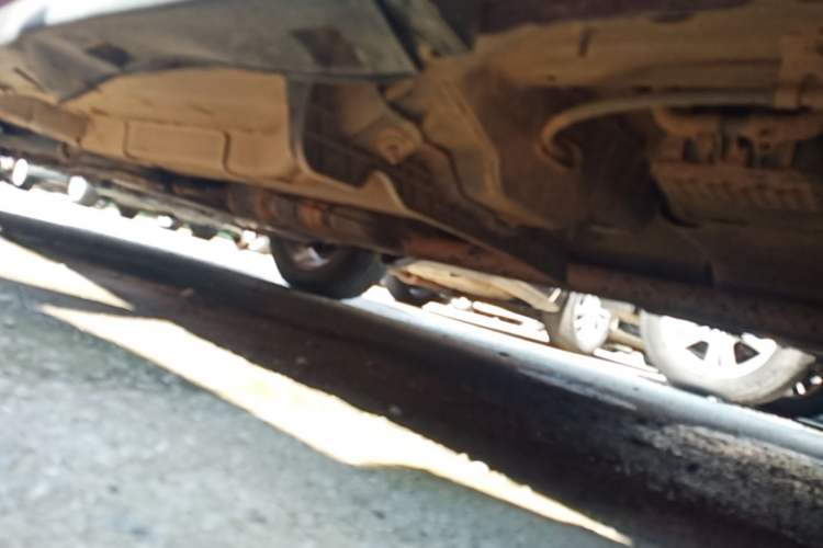 Used Buick Encore 2017 18T Automatic Two-Wheel Drive Urban Fashion Model Left Side Sill